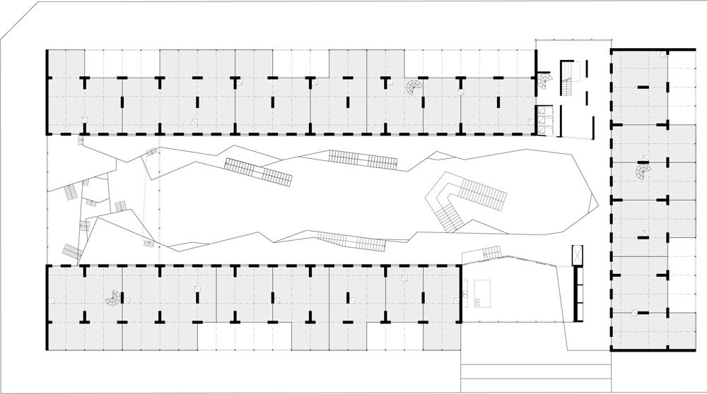 Plan of the second level: open structure of collective spaces & individual units – the final aesthetic is defined once the spaces are appropriated by residents